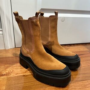 Sam Edelman Tan Chelsea Boots